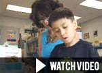 家長指南錄影片: 點擊按鍵, 收看如何在小學獲得更多幫助